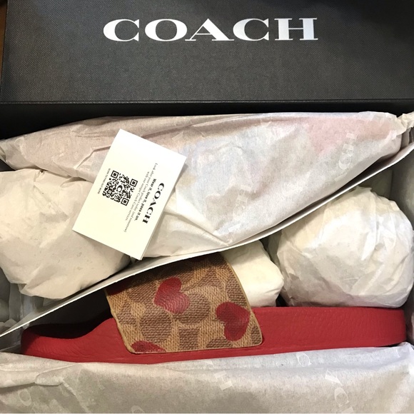 🥰 Coach Udele Sport Slide With Heart Print  Electric Red 6 10 - Picture 10 of 11